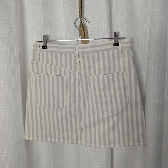 Madewell Denim Skirt, White and light blue, Size 27, Button Fly - Picture 5 of 6